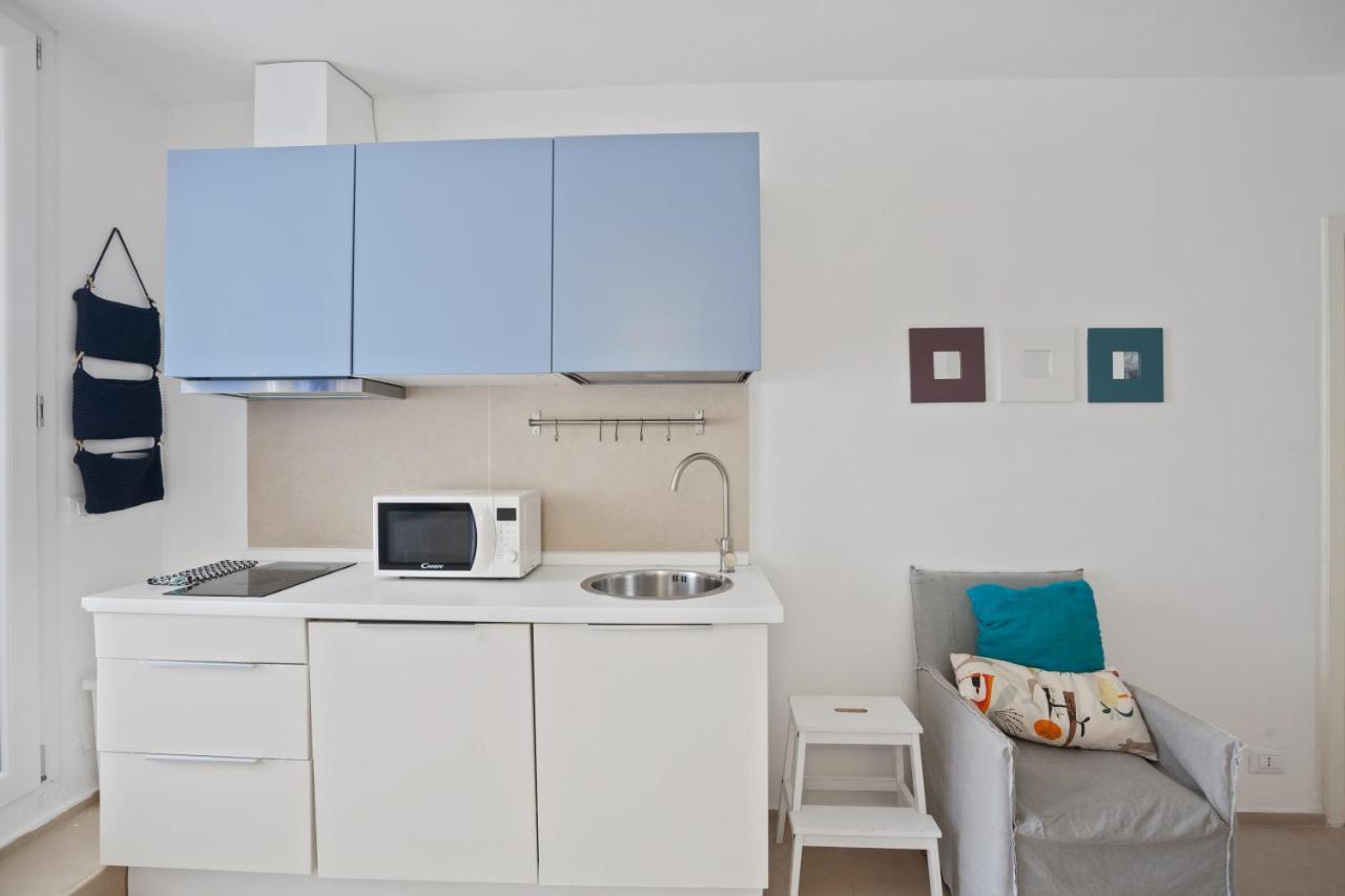 Casalmare Apartments One Step From The Sea Mola di Bari Exterior photo
