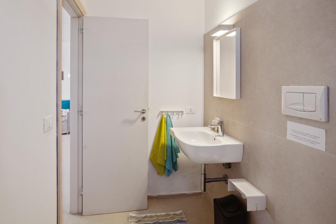 Casalmare Apartments One Step From The Sea Mola di Bari Exterior photo
